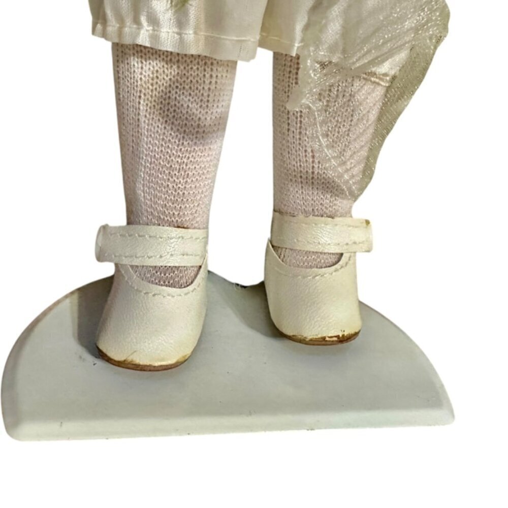 Heritage Signature Collection Porcelain Doll Green Dress - Picture 7 of 12